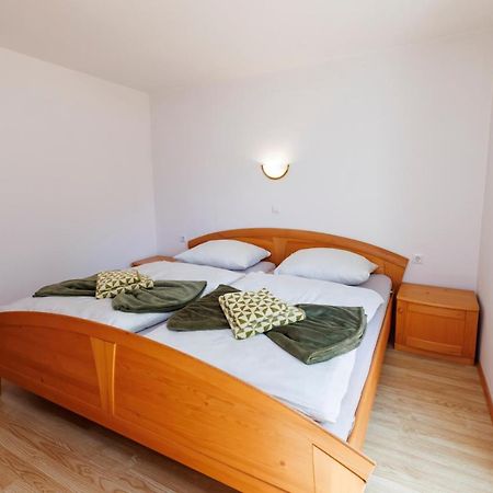 Apartmaji Pr' Brdarju Apartment Bohinj ภายนอก รูปภาพ
